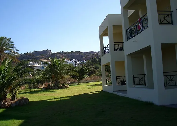 Sifis Pefkos Apartmán *