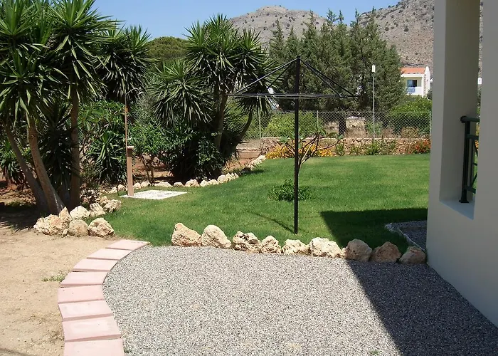 Sifis Pefkos * Pefki